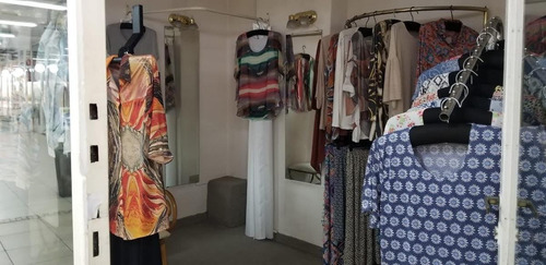 Imagen 3 de 3 de Local En Galeria - Recoleta