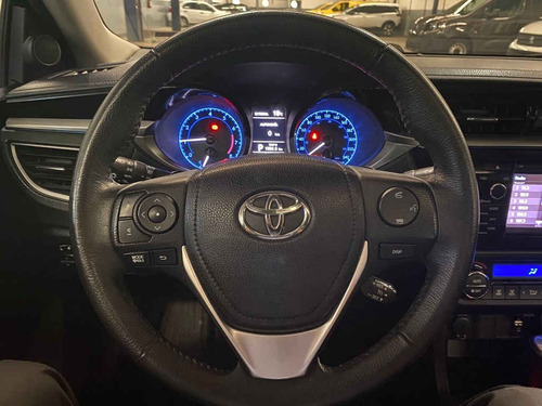 Imagen 10 de 15 de Toyota Corolla 2015 4p S L4/1.8 Aut