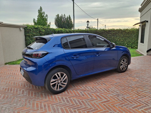 Peugeot 208 1.6 Feline Tiptronic