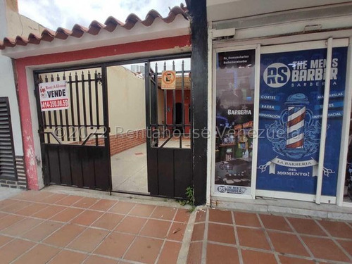 | Casa En Venta Al Este De Barquisimeto Zona Fundalara R E F  2 - 3 - 1 - 2 - 3 - 4 - 8  Mp |