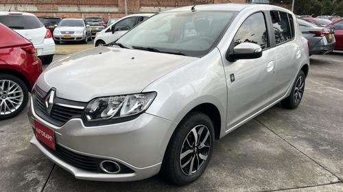 Renault Sandero New Intens Sec 1,6