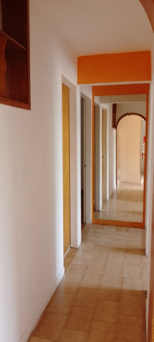Imagen 10 de 17 de En Venta Amplio Apartamento Residencias Don Luis Ah