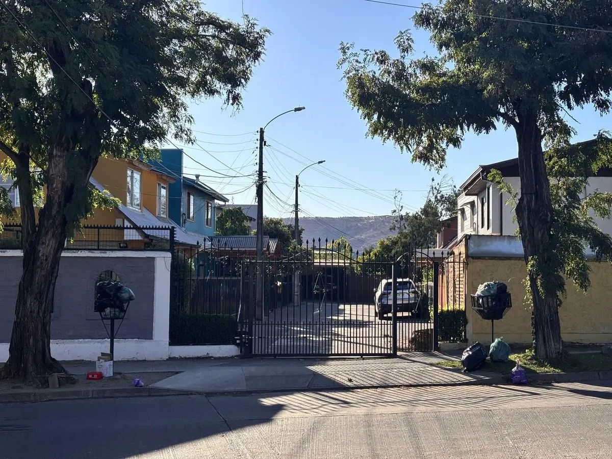 Imagen 1 de 16 de Vendo Casa 3h-1b Villa Salamanca 9 1/2 Norte