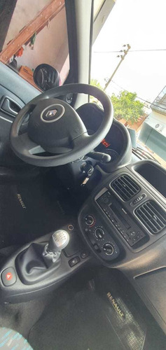 Renault Clio 1.2 Mío Authentique Pack Look 2015 $720000