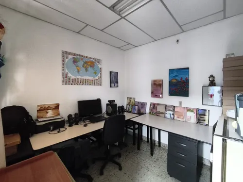 Casa-local En Venta En La Playa. Cod V30831