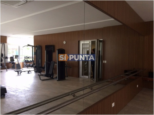 Imagen 24 de 24 de Apartamento En Edificio Con Todos Los Servicios
