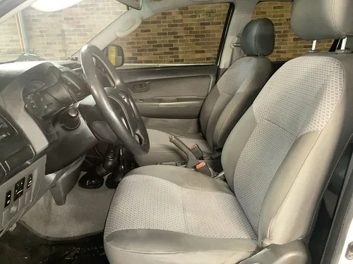Toyota Hilux 2.5 Imv 100 hp 4x4
