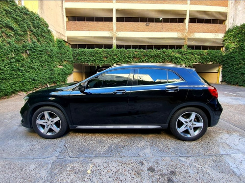 Imagen 8 de 10 de Mercedes-benz Clase Gla 1.6 Gla250 Amg-line 211cv 2017