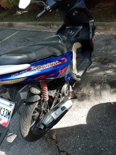 Imagen 4 de 12 de Scooter New Cobra 150
