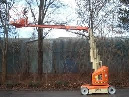 Imagen 4 de 10 de Alquiler De Manlift Brazos Elevadores Transporte Inmediato