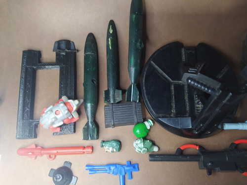 Comandos Em Ação Gijoe E Afins Lote De Peças E Acessórios (Usado)