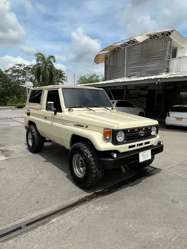 Toyota Land Cruiser 4.5 Fzj73