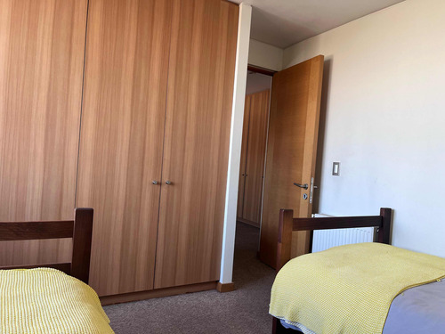 Casa En Condominio Con Excelente Vista A Santiago. 4 Dorm