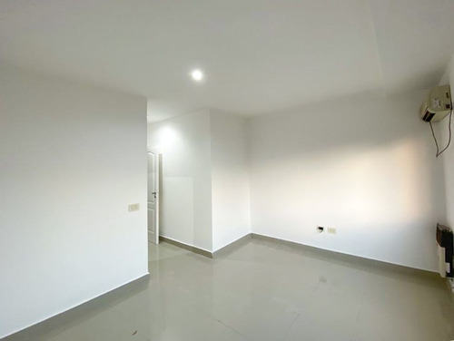 Imagen 8 de 11 de Alquiler De Departamento De 3 Ambientes, En Canning