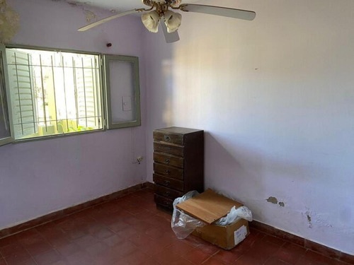 Casa En Venta - 2 Dormitorios 1 Baño - Pergamino