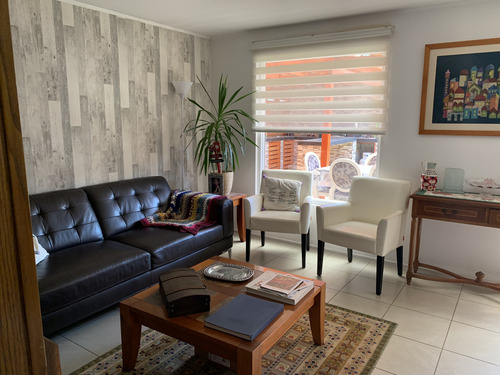 Arriendo Casa En Condominio 4hab 3ba Colina