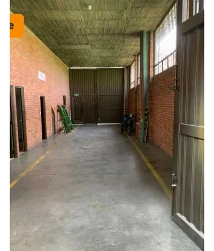 Bodega En Arriendo Sector Montevideo,zona Industrial