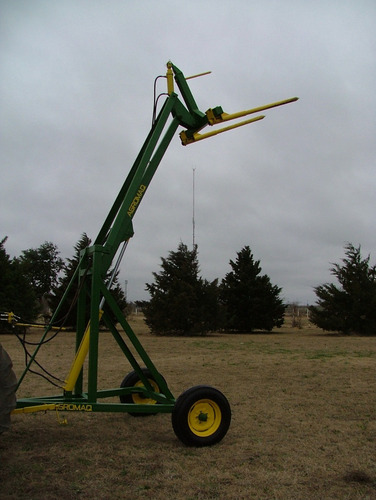 Elevador Y Transportador De Rollo. Hidráulico - Rolo Agromaq
