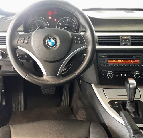 Imagem 9 de 14 de Bmw 325i 2.5 Sedan 24v Gasolina 4p Automático 2011