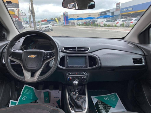 Imagem 8 de 8 de Chevrolet Onix 1.4 Mpfi Ltz 8v Flex 4p Manual