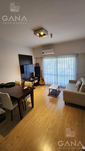 Venta Departamento Un Dormitorio Con Balcón Zona Terminal.