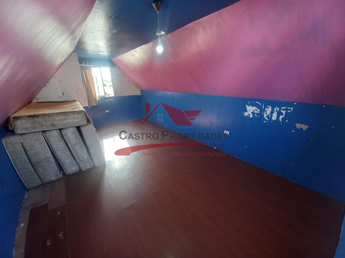 Casa De Dos Pisos Con 2 Dormitorios, 1 Baño, Quilicura
