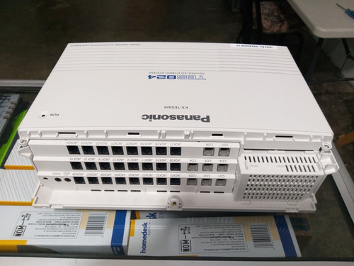 Conmutador Panasonic Kx-tes824 8 Líneas Y 24 Extensiones 