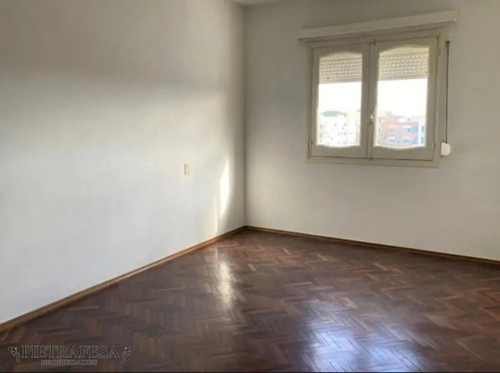 Imagen 7 de 10 de Apartamento En Venta - 2 Dormitorios - 1 Baño - Garaje - Av. Millan - Prado