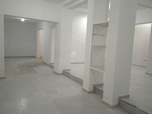 Imagen 4 de 14 de Local Comercial Triple De Oportunidad! En Sabana Grande, Caracas