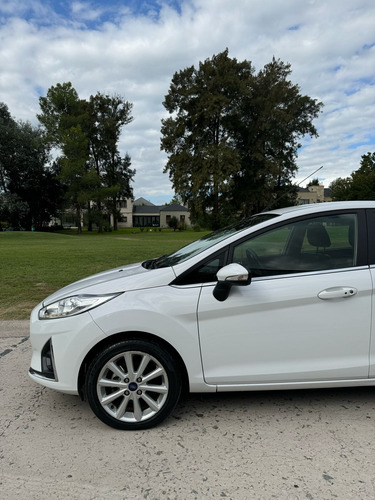 Ford Fiesta Kinetic 1.6 Se Plus Powershift 120cv