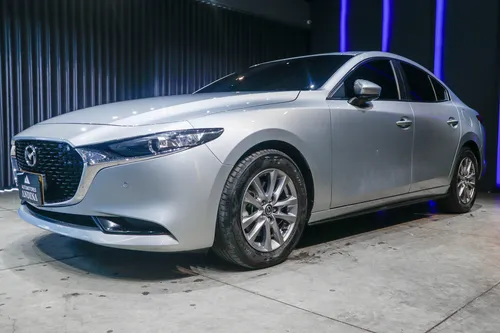 Mazda 3 Touring 2.0