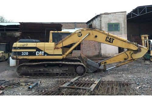 Retroexcavadora Caterpillar 320