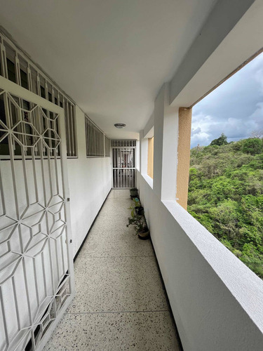 Imagen 22 de 22 de Apartamento Recien Remodelado De 3 Habitaciones Y 2 Baños