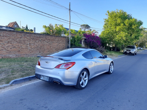 Hyundai Genesis V6 Aut/sec