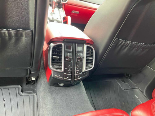 Porsche Cayenne 4.9 Turbo At