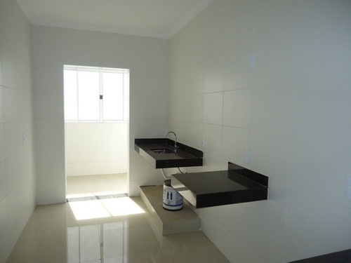 Imagem 2 de 8 de Cobertura Com 2 Quartos Para Comprar No Cabral Em Contagem/mg - 11379