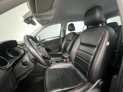 Volkswagen Tiguan TRENDLINE 2.0 4X4 AUT 5P 7 PAS