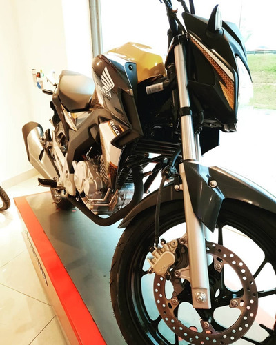 Honda Twister Cb 250 Fcia C/tarjetas Motopier -cg-tornado