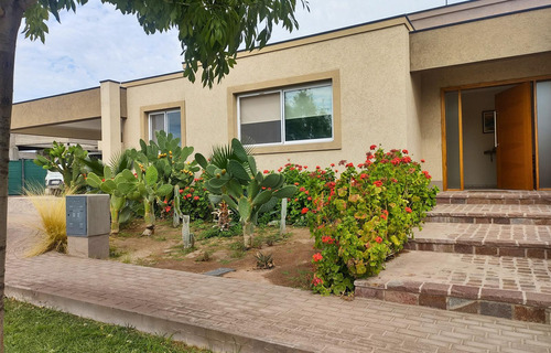 B° Olivos Del Torreon- Exclusiva Casa En Alquiler Temporario