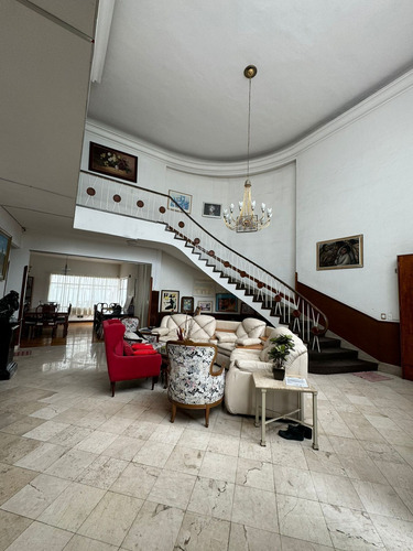 Casa En Venta En Lomas De Chapultepec Paseo De Las Palmas (m2c344)