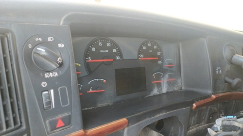 Imagen 3 de 12 de Volvo Fh 440 Automático
