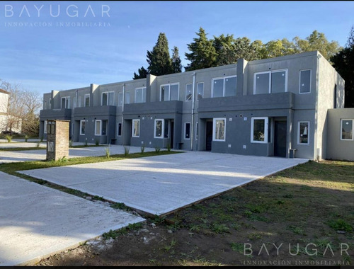 Imagen 1 de 30 de Duplex 3 Ambientes En Venta En Manzanares  Bayugar Negocios Inmobiliarios