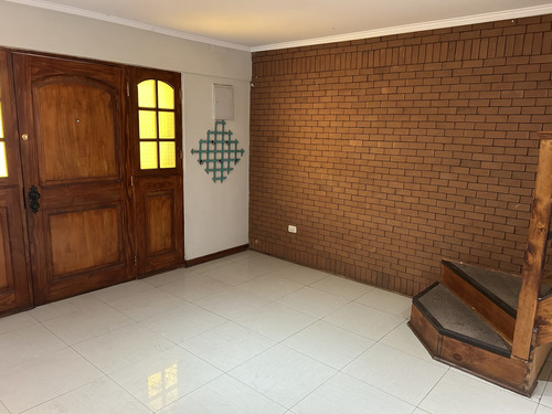 Casa Ampliada De Excelentes Terminaciones