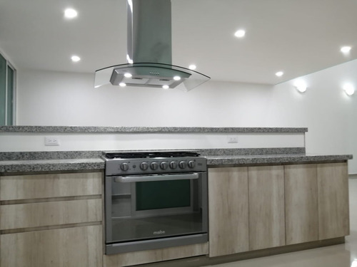 Casa Nueva En Fraccionamiento Alberia