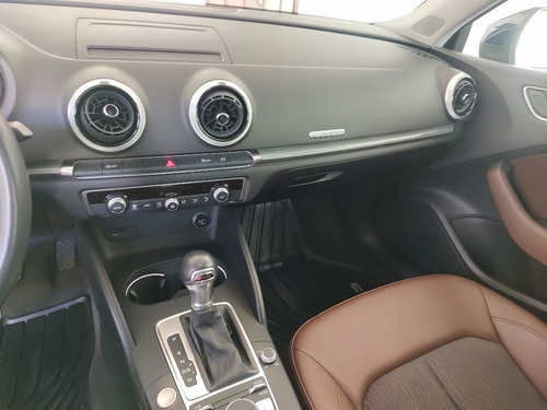 Audi A3 1.4 Sedán Select At Dsg
