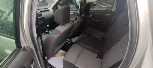 Imagem 11 de 13 de Renault Duster