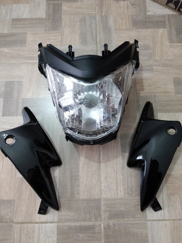 Imagen 2 de 2 de Farola Carenaje Honda Invicta Cb 150 Modelo Viejo