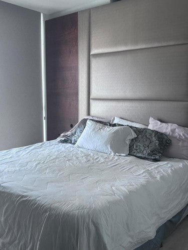 ¡tu Nuevo Hogar Te Está Esperando En El Edificio Townsquare!