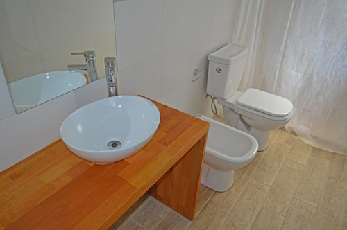 Moderna Casa - 2 Dormitorios - 80 Mts De La Playa-estufa