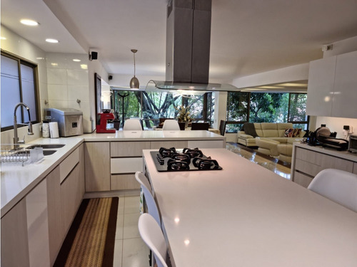 Apartamento En Venta Poblado Alejandría